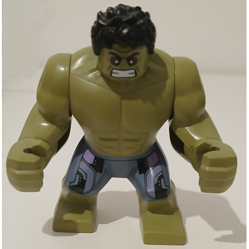 Coque (grande figue), vert olive, cheveux noirs, tête amovible, pantalon bleu sable, yeux rouges (Hulk (Big Fig), Olive Green, Black Hair, Removable Head, Sand Blue Pants, Red Eyes)