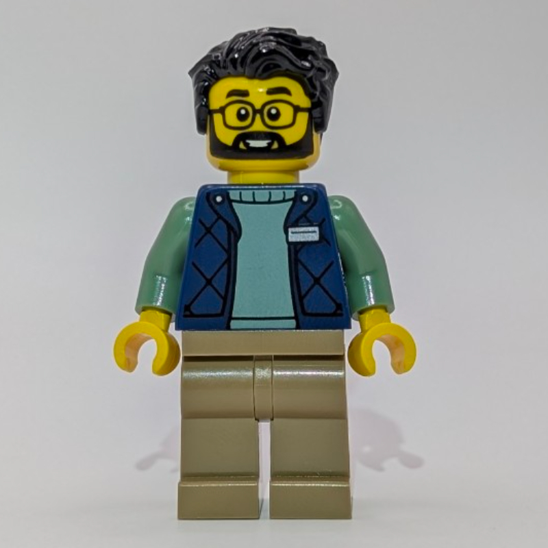 Employé LEGO, torse bleu foncé, jambes beige foncé, cheveux noirs (LEGO Employee, Dark Blue Torso, Dark Tan Legs, Black Hair)