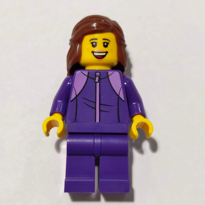 Randonneur, survêtement violet foncé, cheveux brun rougeâtre (Hiker, Dark Purple Tracksuit, Reddish Brown Hair)