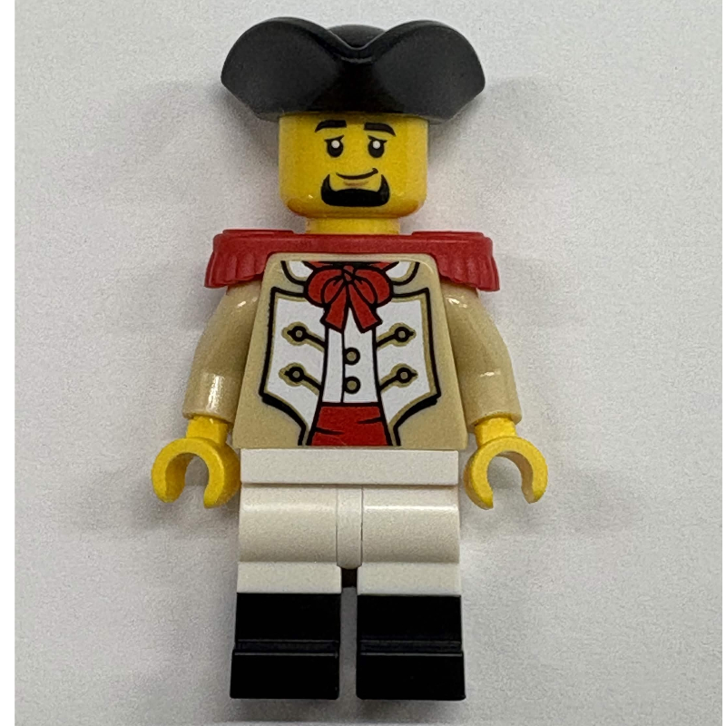 Marine, homme, épaulette rouge, tricorne noir (Marine, Male, Red Epaulette, Black Tricorn)