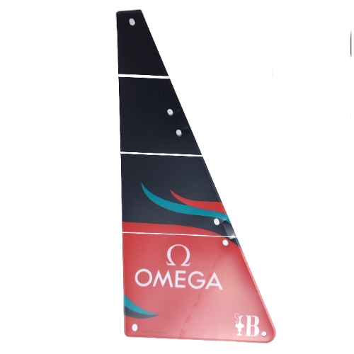 Visuel indicatif Rebrickable de Voile, triangulaire, noir avec 'OMEGA', logo de la 37e Coupe de l'America à Barcelone et motif imprimé Vagues Turquoises Rouges et Noires (Sail, Triangular, Black with 'OMEGA', 37th America's Cup Barcelona Logo and Red and Dark Turquoise Waves Print)