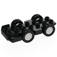 Visuel indicatif Rebrickable de Duplo Car Base 2 x 8 avec spoilers avant, moyeux blancs (Duplo Car Base 2 x 8 with Front Spoilers, White Hubs)
