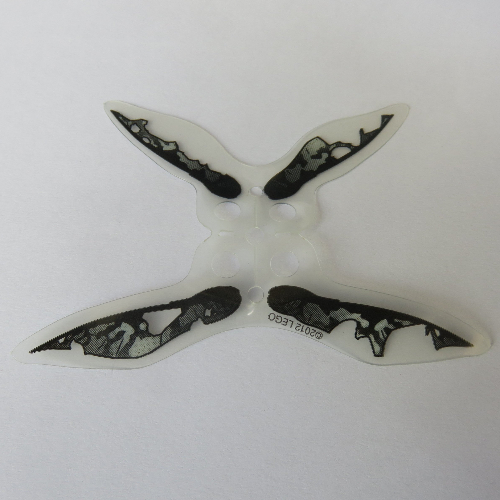 Ailes de vêtements de cou avec quatre points, motif imprimé de zombie géonosien (Neckwear Wings with Four Points, Geonosian Zombie Print)