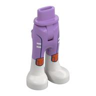 Visuel indicatif Rebrickable de Mini-poupée bassin et pantalon avec poches arrière avec combinaison spatiale, poches orange rougeâtre, motif imprimé de bottes blanches (Minidoll Hips and Trousers with Back Pockets with Space Suit, Reddish Orange Pockets, White Boots Print)