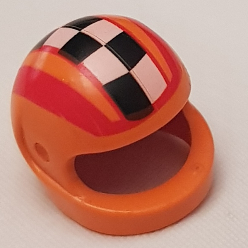 Casque, Standard à carreaux et motif imprimé rayures rouges (Helmet, Standard with Checks and Red Stripes Print)