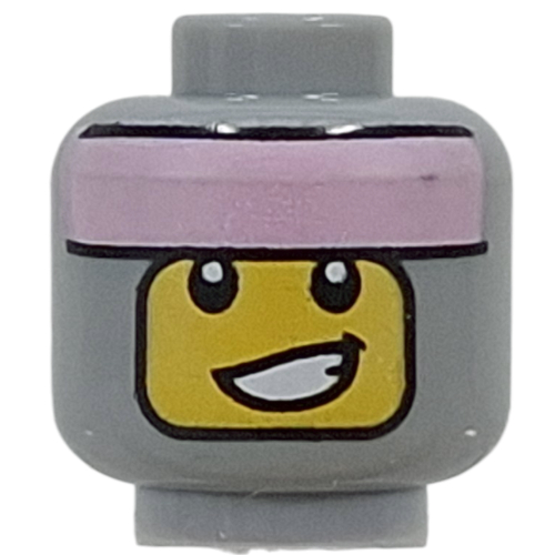 Tête de minifigurine, visage jaune, Sourire lopside, bandana rose métal (Minifig Head, Yellow Face, Lopsided Smile, Metal Pink Bandana)