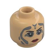Tête de minifigurine Morgan Elsbeth, tatouages gris bleuté foncé, sourcils noirs, lèvres rouge foncé, air sévère / en colère (Minifig Head Morgan Elsbeth, Dark Bluish Grey Tattoos, Black Eyebrows, Dark Red Lips, Stern/Angry)