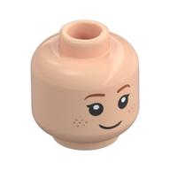 Tête de minifigurine Ginny Weasley, sourcils orange foncé, taches de rousseur, sourire/triste (Minifig Head Ginny Weasley, Dark Orange Eyebrow, Freckles, Smile/Sad)
