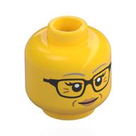 Tête de minifigurine Lina Brickle, Sourcils gris pâle, rides, lèvres nougat, lunettes noires / lunettes de soleil (Minifig Head Lina Brickle, Light Bluish Grey Eyebrow, Wrinkles, Nougat Lips, Black Glasses/Sunglasses)