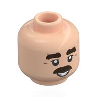 Tête de minifigurine Nigel Mansell, sourcils épais brun foncé, moustache, sourire, Dents (Minifig Head Nigel Mansell, Thick Dark Brown Eyebrows, Moustache, Smile, Teeth)