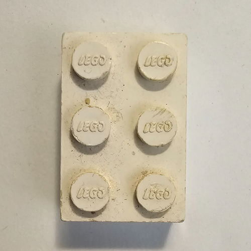 Visuel indicatif Rebrickable de Brique 2 x 3 sans supports croisés et vieux logo sur tenons (Brick 2 x 3 without Cross Supports and Old Logo on Studs)