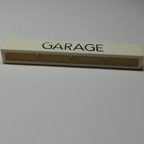 Visuel indicatif Rebrickable de Brique 1 x 8 avec motif imprimé noir fin 'GARAGE' (Brick 1 x 8 with 'GARAGE' Thin Narrow Black Print)