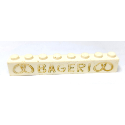 Visuel indicatif Rebrickable de Brique 1 x 8 avec 'BAGERI' et 2 bretzels grand motif imprimé or (Brick 1 x 8 with 'BAGERI' and 2 Pretzels Large Gold Print)