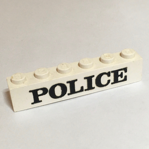 Visuel indicatif Rebrickable de Brique 1 x 6 avec motif imprimé noir serif 'POLICE' [en relief] (Brick 1 x 6 with 'POLICE' Serif Black Print [Embossed])