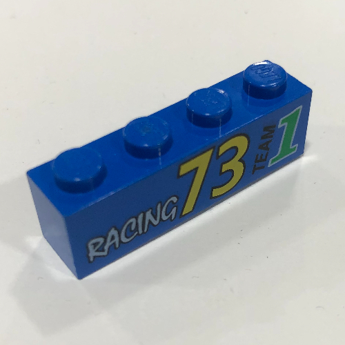 Visuel indicatif Rebrickable de Brique 1 x 4 avec motif imprimé 'RACING 73 TEAM 1' (Brick 1 x 4 with 'RACING 73 TEAM 1' Print)
