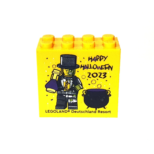 Visuel indicatif Rebrickable de Brique 2 x 4 x 3 avec motif imprimé 'LEGOLAND Deutschland Resort HAPPY HALLOWEEN 2023' (Brick 2 x 4 x 3 with 'LEGOLAND Deutschland Resort HAPPY HALLOWEEN 2023' Print)