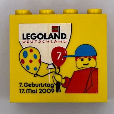Visuel indicatif Rebrickable de Brique 2 x 4 x 3 avec 'LEGOLAND Deutschland Resort 7. Geburtstag 17. Mai 2009' imprimé (Brick 2 x 4 x 3 with 'LEGOLAND Deutschland Resort 7. Geburtstag 17. Mai 2009' Print)