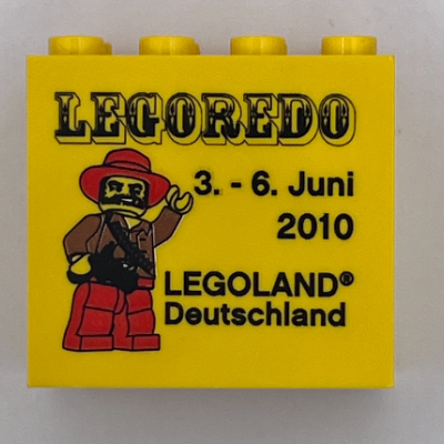 Visuel indicatif Rebrickable de Brique 2 x 4 x 3 avec motif imprimé 'LEGOLAND Deutschland LEGOREDO 3. - 6. Juni 2010' (Brick 2 x 4 x 3 with 'LEGOLAND Deutschland LEGOREDO 3. - 6. Juni 2010' Print)