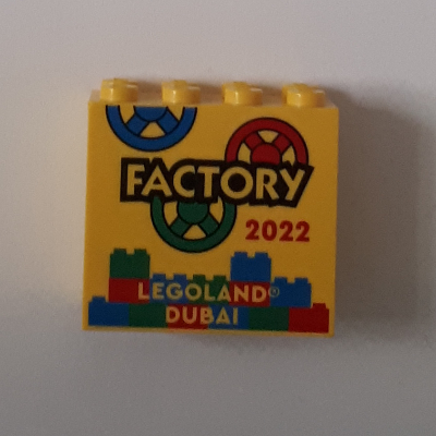 Visuel indicatif Rebrickable de Brique 2 x 4 x 3 avec motif imprimé 'LEGOLAND DUBAI 2022 FACTORY' (Brick 2 x 4 x 3 with 'LEGOLAND DUBAI 2022 FACTORY' Print)