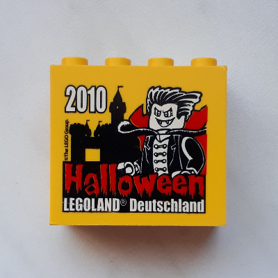 Visuel indicatif Rebrickable de Brique 2 x 4 x 3 avec motif imprimé 'LEGOLAND Deutschland Halloween 2010' (Brick 2 x 4 x 3 with 'LEGOLAND Deutschland Halloween 2010' Print)