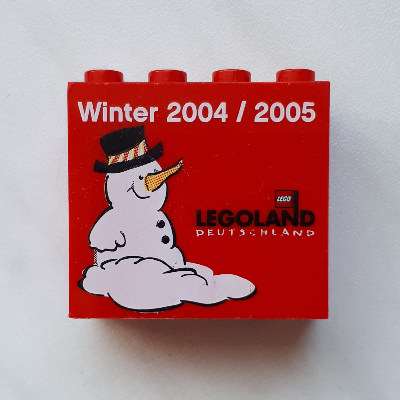 Visuel indicatif Rebrickable de Brique 2 x 4 x 3 avec motif imprimé 'LEGOLAND DEUTSCHLAND Winter 2004/2005' (Brick 2 x 4 x 3 with 'LEGOLAND DEUTSCHLAND Winter 2004/2005' Print)