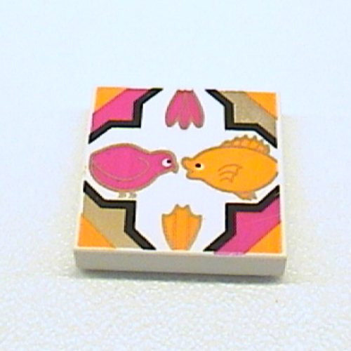 Visuel indicatif Rebrickable de Tuile 2 x 2 avec Oiseau, Poisson, Fleurs en quadrillage Magenta/Or/Orange moyen (Tile 2 x 2 with Bird, Fish, Flowers in Quatrefoil Magenta/Gold/Medium Orange Print)