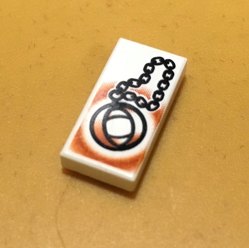 Visuel indicatif Rebrickable de Tuile 1 x 2 avec médaillon et chaîne imprimé (Tile 1 x 2 with Locket and Chain Print)