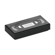 Visuel indicatif Rebrickable de Tuile 1 x 2 avec bande vidéo motif imprimé (Tile 1 x 2 with Video Tape Print)