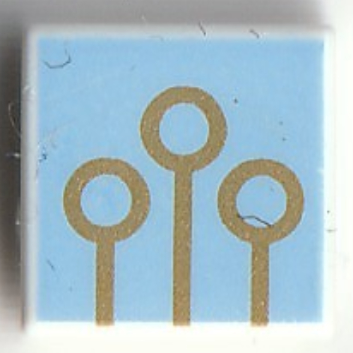 Visuel indicatif Rebrickable de Tuile 1 x 1 avec 3 cerceaux de Quidditch d'or, motif imprimé de fond bleu clair (Tile 1 x 1 with 3 Gold Quidditch Hoops, Bright Light Blue Background Print)