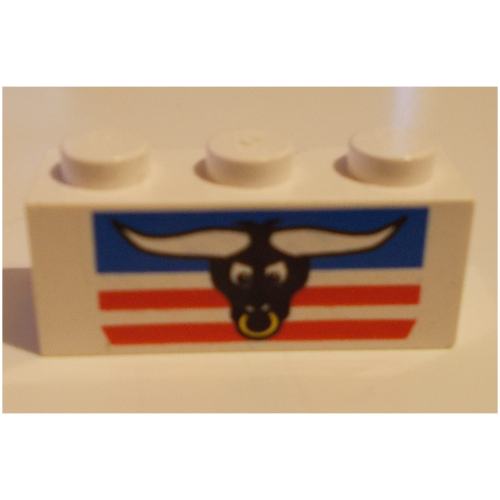Visuel indicatif Rebrickable de Brique 1 x 3 avec tête de taureau, motif imprimé rayures bleues et rouges (Brick 1 x 3 with Bull's Head, Blue and Red Stripes Print)
