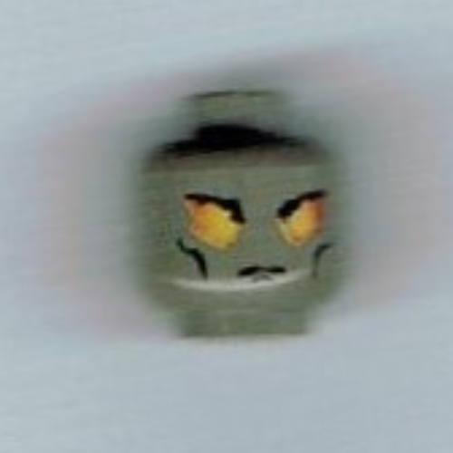 Tête de minifigurine dragon forteresse gardien, yeux jaunes et orange, motif : traits sur les joues (Minifig Head Dragon Fortress Guardian, Yellow and Orange Eyes, Cheek Lines Print)