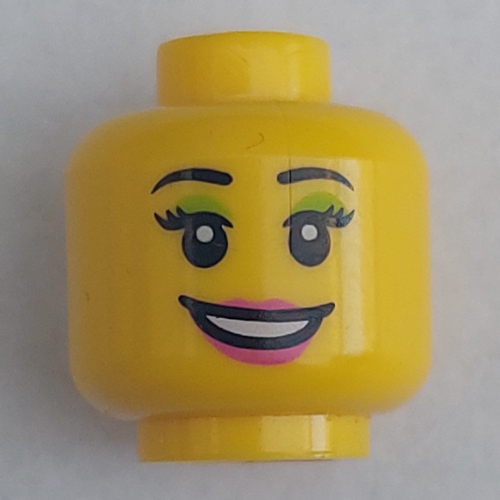 Tête de minifigurine, lèvres pêche, sourire bouche ouverte, sourcils noirs, motif imprimé mascara vert clair (Minifig Head, Peach Lips, Open Mouth Smile, Black Eyebrows, Light Green Mascara Print)
