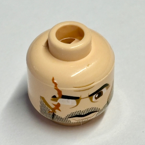 Tête de minifigurine commandant wolffe, barbe naissante gris et cicatrice sur motif imprimé œil droit manquant (Minifig Head Commander Wolffe, Gray Stubble and Scar over Right Missing Eye Print)