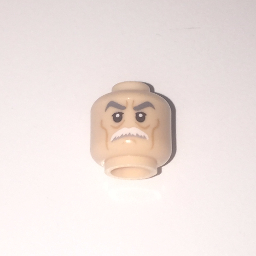 Tête de minifigurine amiral wullf yularen, sourcils gris air sévère, motif : moustache blanche et rides [tenon creux] (Minifig Head Admiral Wullf Yularen, Stern Gray Eyebrows, White Moustache and Wrinkles Print [Hollow Stud])