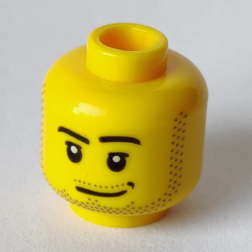 Tête de minifigurine, sourire, fossette noire, barbe naissante et moustache et favoris motif imprimé (Minifig Head, Smirk, Black Dimple, Stubble Beard and Moustache and Sideburns Print)