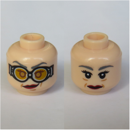 Tête de minifigurine Madame Bibine, double visage, rouge à lèvres rouge, lunettes / sans lunettes motif imprimé [tenon creux] (Minifig Head Madame Hooch, Dual Sided, Red Lipstick, Goggles / No Goggles Print [Hollow Stud])