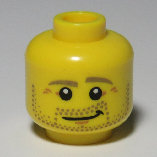 Tête de minifigurine Carpenter, barbe naissante, sourcils beige foncé, pattes d'oie, motif imprimé sourire lopsidé [tenon creux] (Minifig Head Carpenter, Beard Stubble, Dark Tan Eyebrows, Crow's Feet, Lopsided Smile Print [Hollow Stud])