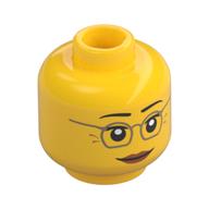 Tête de minifigurine Misako / Grand-mère, Lunettes beige foncé, Lèvres orange foncé, Sourcils neutres / surélevés Motif imprimé amusé (Minifig Head Misako / Grandmother, Dark Tan Glasses, Dark Orange Lips, Neutral / Raised Eyebrows Amused Print)