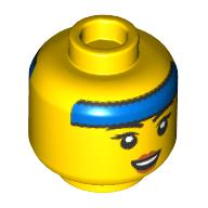 Tête de minifigurine, Bandeau bleu, lèvres rose foncé, Petite bouche ouverte Sourire / yeux fermés (Minifig Head, Blue Sweatband, Dark Pink Lips, Small Open Mouth Smile / Closed Eyes Lopsided Grin Print)