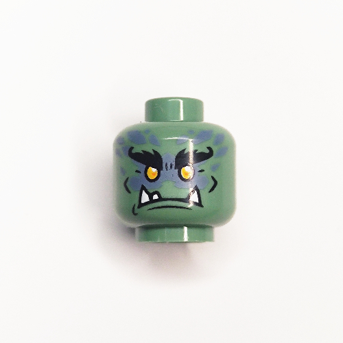 Tête de minifigurine murt / moe, sourcils touffus, yeux jaunes, 3 dents pointues et taches bleues de sable sur le dos motif imprimé (Minifig Head Murt / Moe, Bushy Eyebrows, Yellow Eyes, 3 Pointed Teeth, and Sand Blue Spots on Back Print)