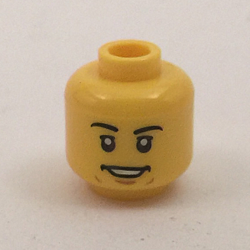 Tête de minifigurine Dareth, sourcils, pupilles blanches, sourire, Dents motif imprimé [tenon creux] (Minifig Head Dareth, Eyebrows, White Pupils, Smile, Teeth Print [Hollow Stud])