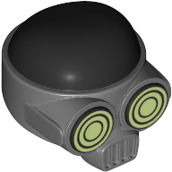 Casque avec filtre de bouche, yeux verts, cercles noirs motif imprimé (Helmet with Mouth Filter, Green Eyes, Black Circles Print)