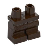 Jambes moyennes [assemblage complet] (Hips and Dark Brown Medium Legs [Complete Assembly])
