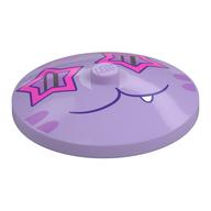 Visuel indicatif Rebrickable de Plat 4 x 4 inversé [radar] avec visage kat violet foncé, lunettes en forme d'étoile rose foncé motif imprimé (Dish 4 x 4 Inverted [Radar] with Dark Purple Kat Face, Dark Pink Star-Shaped Glasses Print)