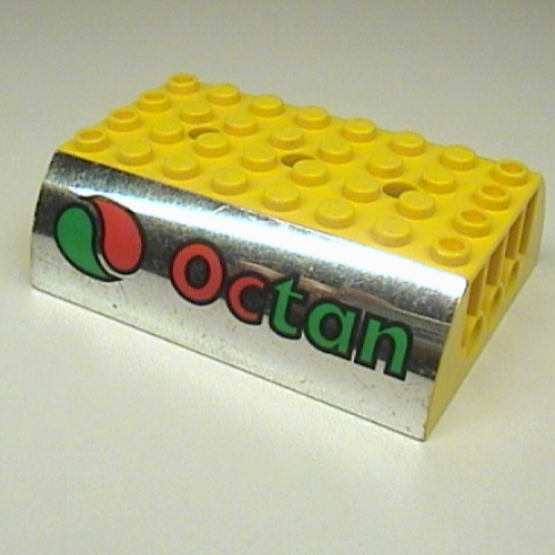 Visuel indicatif Rebrickable de Brique courbée 8 x 6 x 2 doubles avec côtés en argent chromé et motif imprimé 'Octan' (Brick Curved 8 x 6 x 2 Double with Chrome Silver Sides and 'Octan' Print)