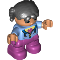Visuel indicatif Rebrickable de Duplo Figurine Enfant avec Pigtails Noir, avec jambes Magenta, Veste sur chemise jaune clair avec motif imprimé patte (Duplo Figure Child with Pigtails Black, with Magenta Legs, Jacket over Light Yellow Shirt with Paw Print)