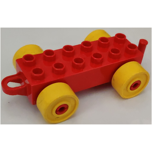 Visuel indicatif Rebrickable de Duplo base de voiture 2 x 6 avec roues jaunes, (ancien style) attelage fermé (Duplo Car Base 2 x 6 with Yellow Wheels, (Old Style) Closed Hitch End)