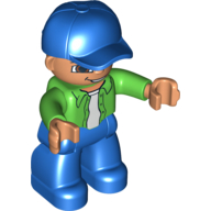 Visuel indicatif Rebrickable de Figurine Duplo avec casquette bleue, avec chemise à manches longues vert vif sur chemise blanche - jambes bleues (Duplo Figure with Cap Blue, with Bright Green Long Sleeve Shirt over White Shirt - Blue Legs)