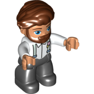 Visuel indicatif Rebrickable de Duplo figurine avec cheveux balancés à droite avec barbe brun rougeâtre, avec des jambes noires, bretelles motif imprimé (Duplo Figure with Hair Swept Right with Beard Reddish Brown, with Black Legs, Suspenders Print)