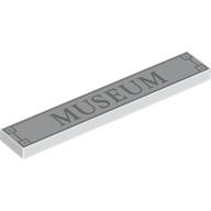 Visuel indicatif Rebrickable de Tuile 1 x 6 avec argent 'MUSEUM', bordure motif imprimé (Tile 1 x 6 with Silver 'MUSEUM', Border Print)